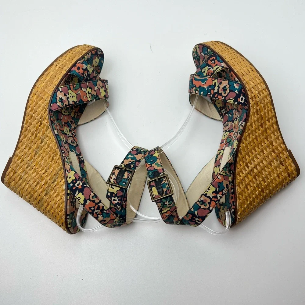 Marc Jacobs Vintage Floral Print Woven Platform Wedge Retro Sandals